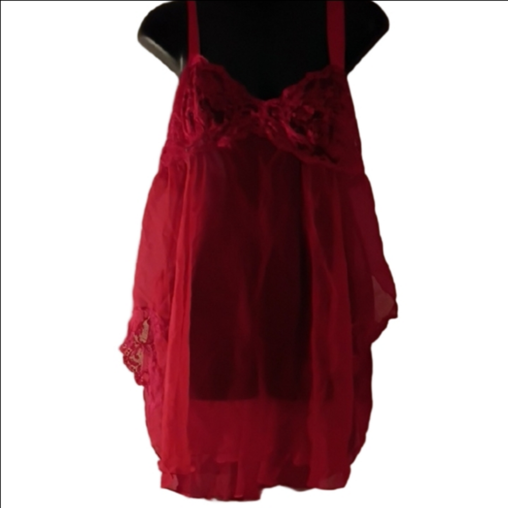 Victoria's Secret Scarlet Lace Chemise, Retro Vintage Style. Size Large.
